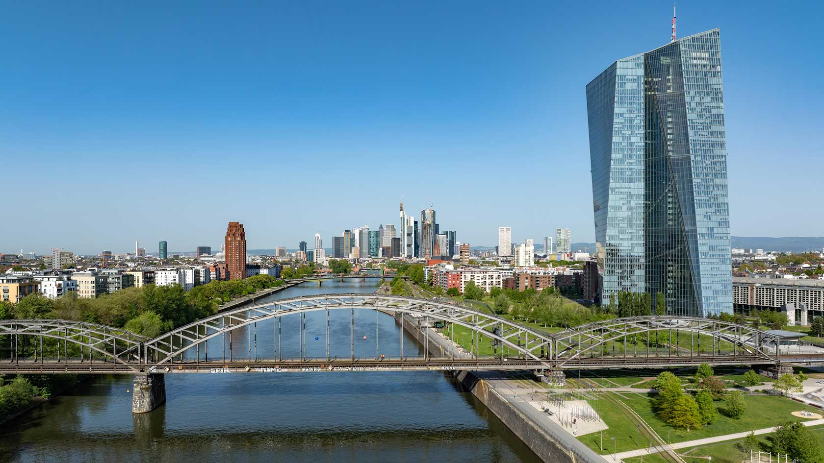 Deutschherrnbrückenzug in Frankfurt am Main