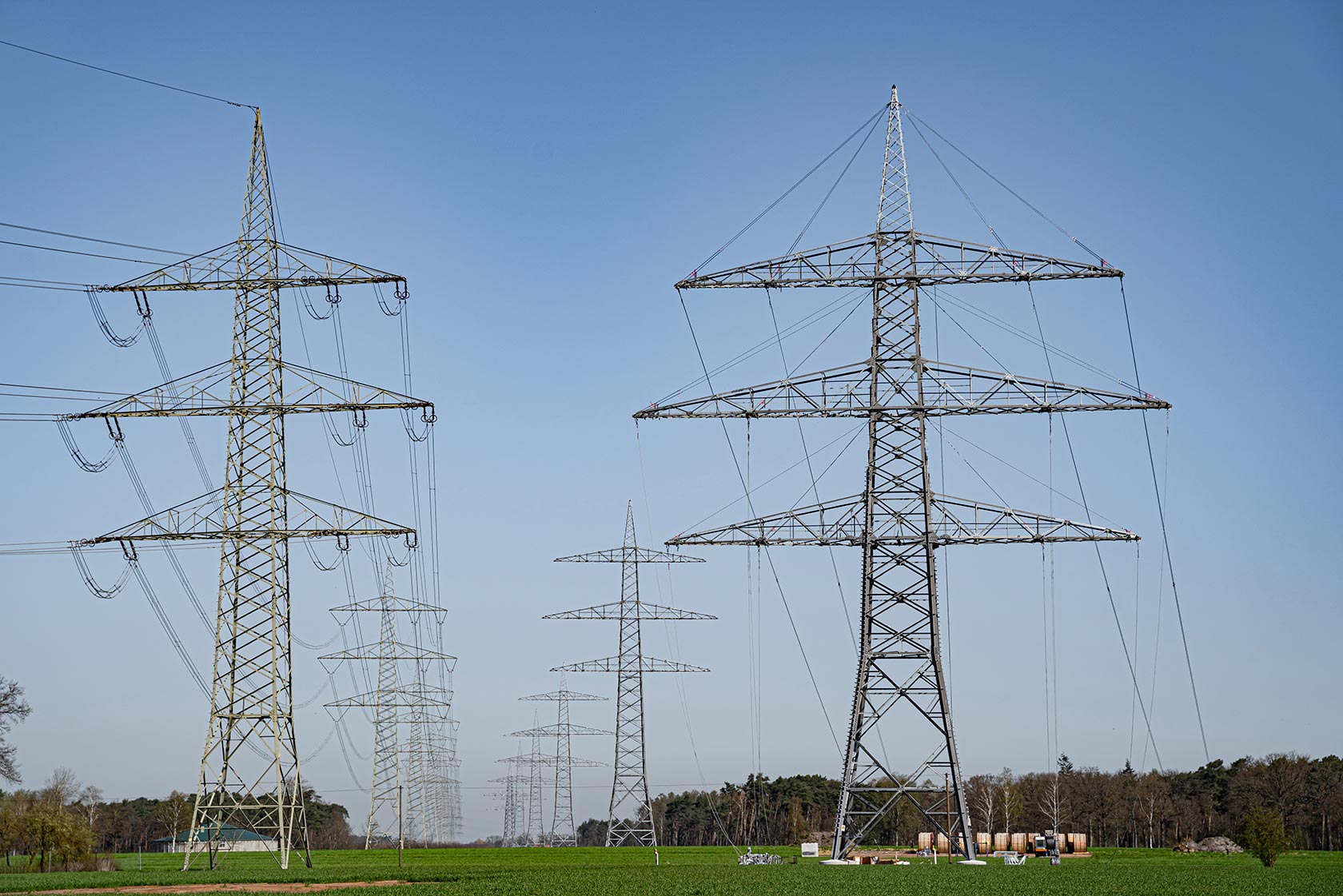 Neubau einer 380 KV Stromtrasse